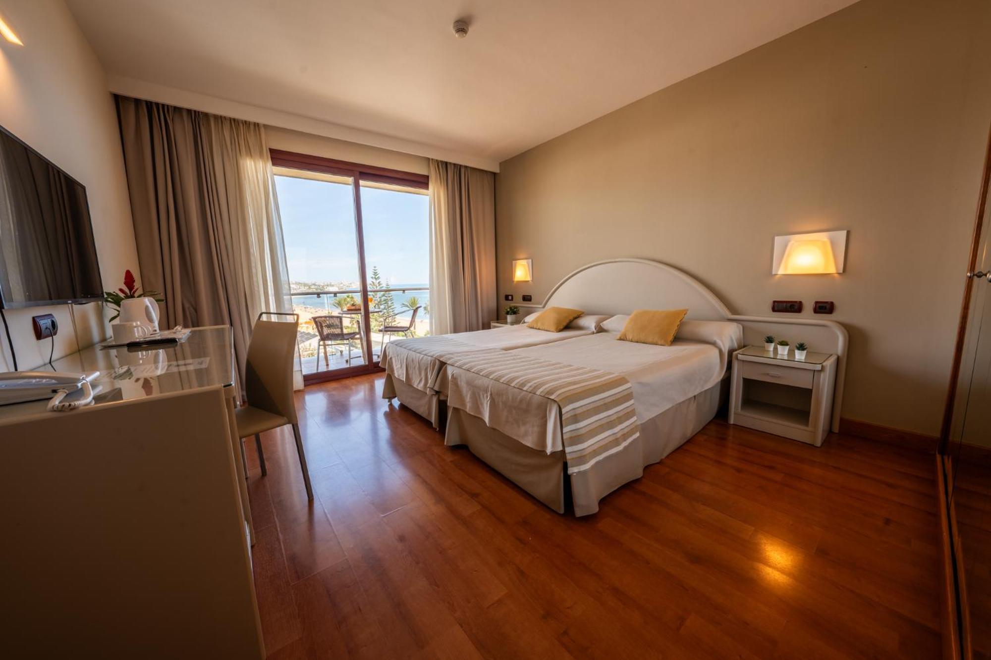 Gran Hotel Costa Del Sol La Cala De Mijas Exterior photo